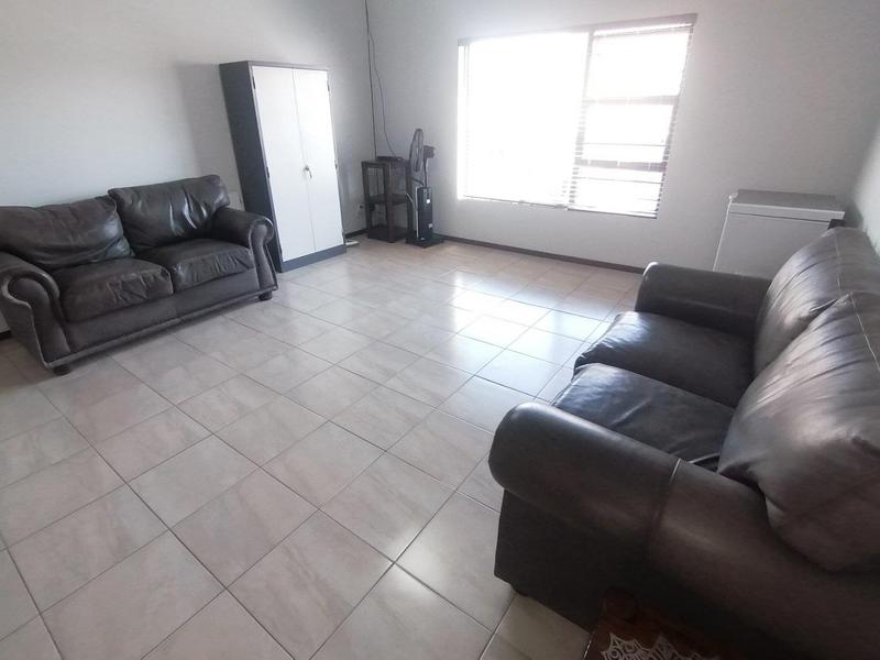 5 Bedroom Property for Sale in Fraaiuitsig Western Cape